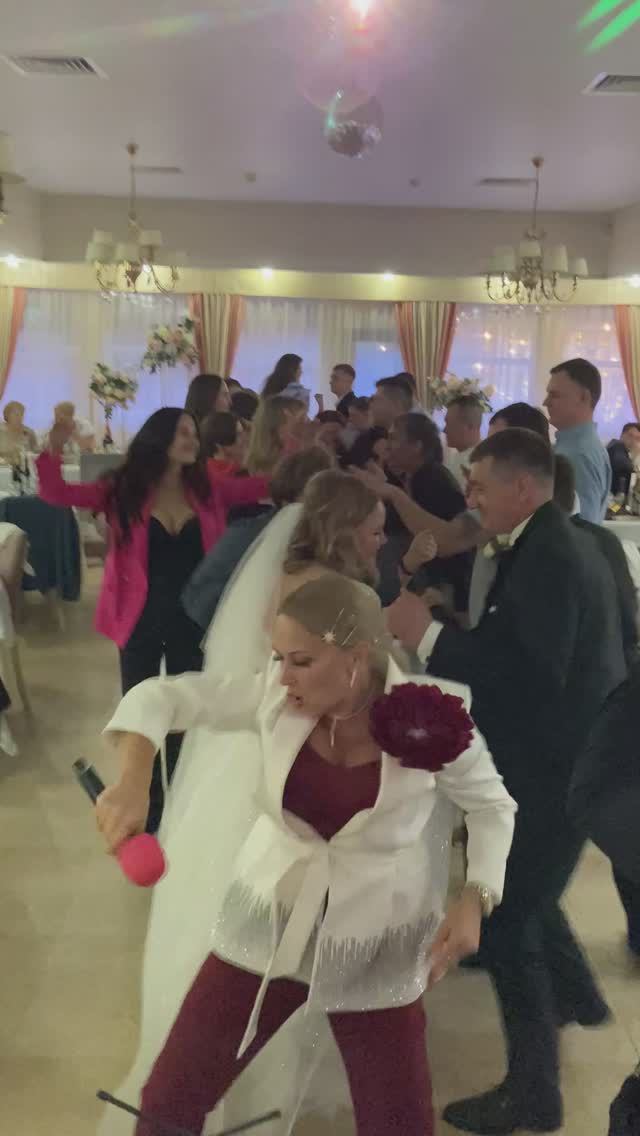 Стенка на стенку) Свадебная Ведущая Анна Тетерюк Fortunate