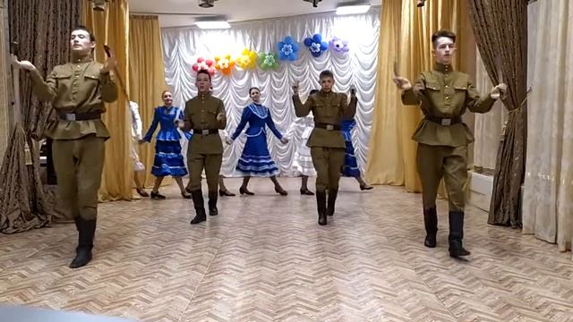 Коллектив AT-Dance г. Билибино Чукотский АО. Хореографическая композиция "Русская рать" смотреть онлайн