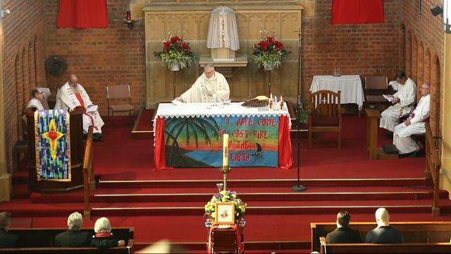 Bishop Desmond Moore (MSC) Funeral Mass смотреть онлайн