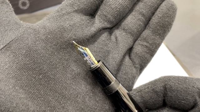 Всё о ручках Montblanc. Обзор коллекций. Бутик Montblanc в Санкт-Петербурге. смотреть онлайн