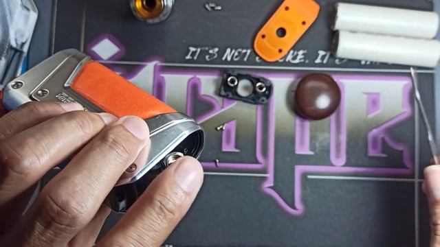AEGIS LEGEND V.2 BATTERY LOW PROBLEM? HOW TO EASY FIX and REPAIR смотреть онлайн