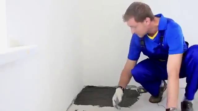 Укладка керамической плитки и керамогранита на пол от PRO ремонт смотреть онлайн