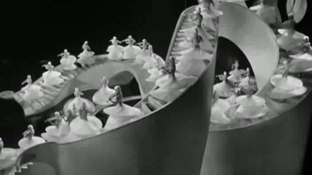 Shadow waltz - Gold Diggers of 1933 смотреть онлайн