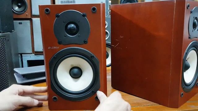 Xả lớn một con. Loa đời cao S9GX giá 1.580k lh 0966594581 - 0979891682 смотреть онлайн