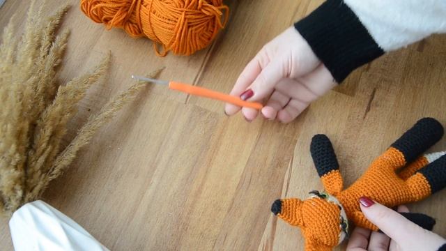 Що можна зв'язати із залишків?! Січень. СП "Краса із залишків" смотреть онлайн