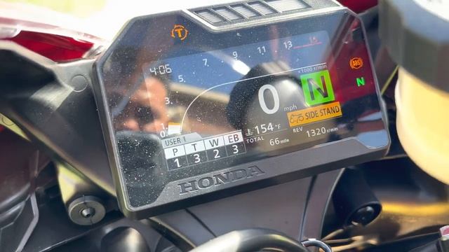 HONDA CBR 1000 RR 2022 #cbr1000rr #hondabikes #gypsybikes # #hondacbr  HONDA CBR 1000RR