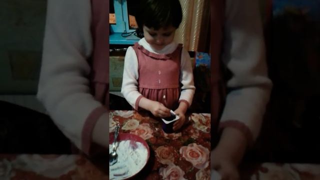 Делаем лизун из муки и шампуня смотреть онлайн