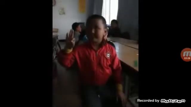 Мальчик не может решить пример!!!2+1. смотреть онлайн