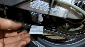 Установка автосмазчика цепи scottoiler на мотоцикл cbr 1100 xx