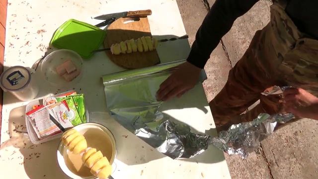 Шашлык из картошки в фольге, пальчики оближешь!!! смотреть онлайн