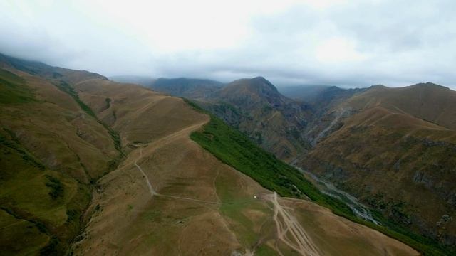 Троицкая церковь в Гергети смотреть онлайн