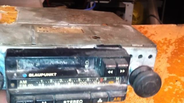 Пройдёмся по помойкам DVD плеер Elenberg, аудио магнитофон BLAUPUNKT, DVD плеер SOUNDMAX смотреть онлайн