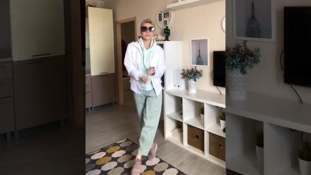 Пастельные оттенки в одежде смотреть онлайн