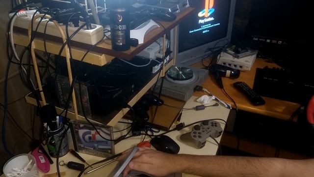 Cleaning and repairing a PSX SCPH-9002 (struggles to read discs) смотреть онлайн