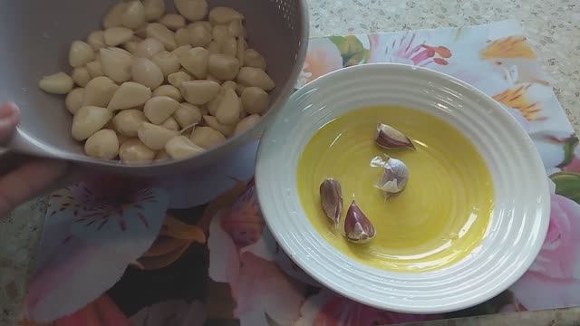 Идеальный способ хранения для чеснока. смотреть онлайн