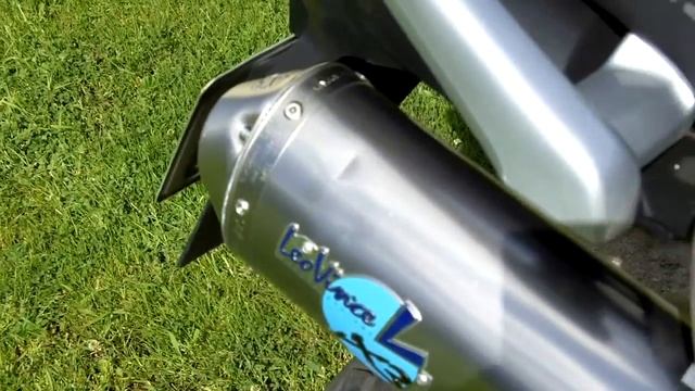 Honda Varadero 125 LeoVince Exhaust Sound смотреть онлайн