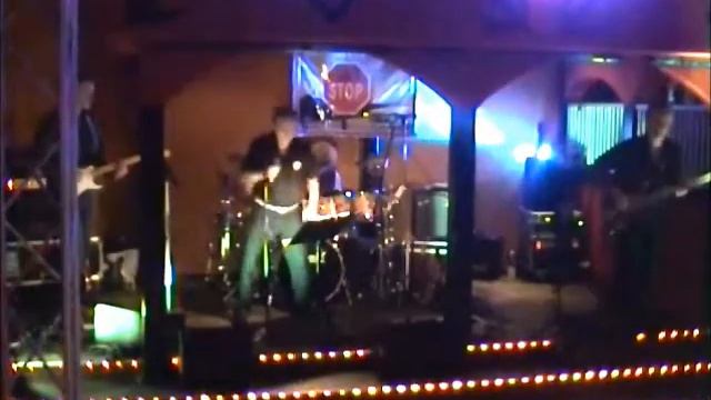 Keep on running mitCover Band Don't Stop Vocal Alois Git Peter смотреть онлайн