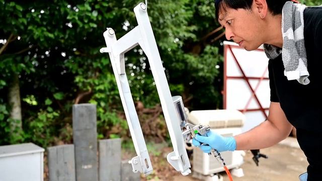 スーパーカブ塗ったら偵察に行けそうなバイクになった！完成までをダイジェストで（HONDA Super Cub AA04） смотреть онлайн