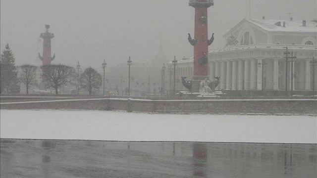И.Бродский. Стихи. Стансы ("Ни страны, ни погоста..."). Читает Жорж Октавио смотреть онлайн