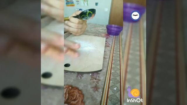 Как БЫСТРО измельчить скорлупу яиц БЕЗ КОФЕМОЛКИ! ПИТАНИЕ АХАТИНА. смотреть онлайн