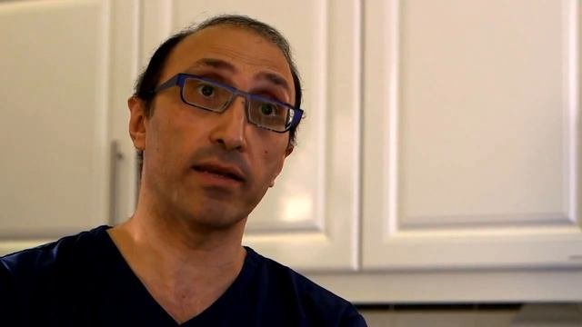 Dr Bessam Farjo Interview Ahead of Micky Gray Live Hair Transplant смотреть онлайн