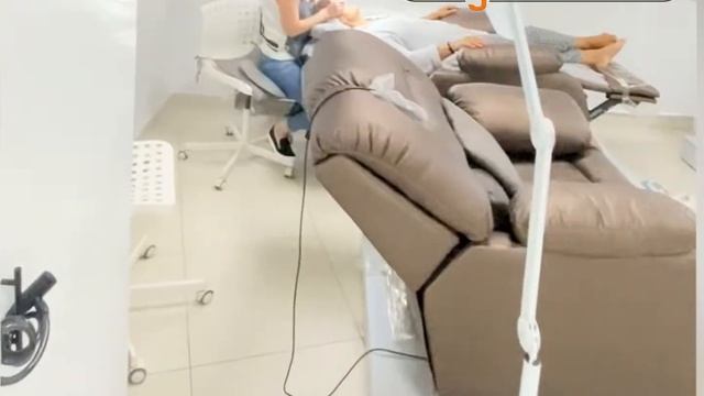 Наращивание ресниц Мегалэшес смотреть онлайн