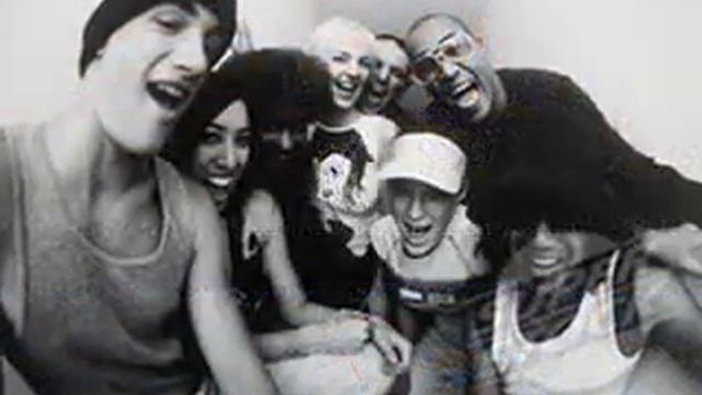 The Moody Blues - A Simple Game. смотреть онлайн