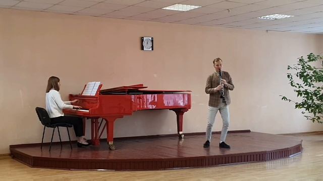 61. Яковлев Кирилл Александрович К. Стамиц Концерт для кларнета с оркестром №3 II, III чч. смотреть онлайн