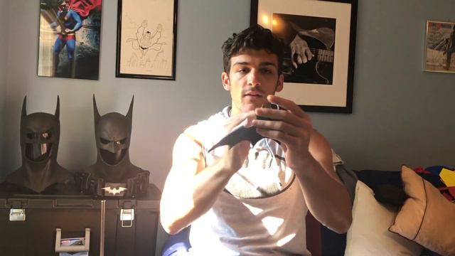 Batboy's Customs Batman/ Superman Emblems Review смотреть онлайн