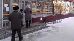Дед и ёлочка  тот самый пенсионер рассказал, как живёт