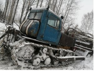 Дт-75, такого вы точно не видели...