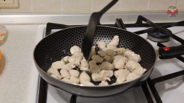 Вкусный рецепт грудки с макаронами смотреть онлайн