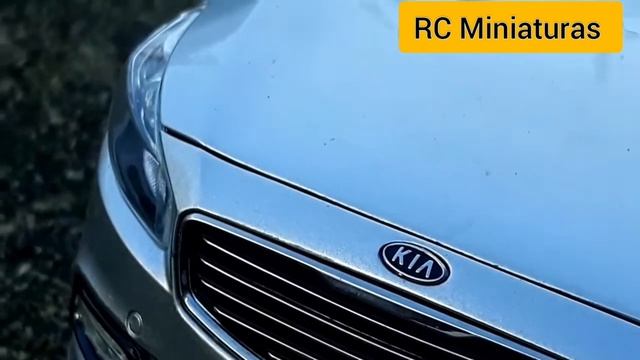 KIA K4 e PORSCHE PANAMERA 4S | Miniaturas | Réplicas | 1:18 | Review смотреть онлайн