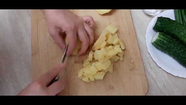 Бюджетный, но очень вкусный салат! смотреть онлайн