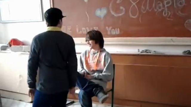 Прикол!!! Школьная сценка!!!!=) смотреть онлайн