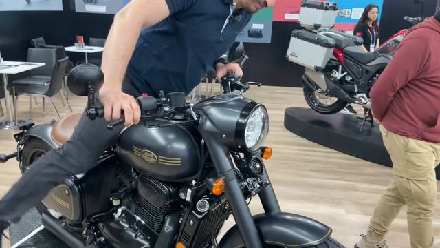 2022 Jawa Perak Ön İnceleme | Ama Çok Güzel Bir Bobber Olmamış Mı? | Istanbul Motosiklet Fuarı смотреть онлайн