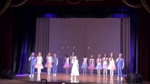 «Колыбельная медведицы» Ложкой снег мешая, ночь идёт большая. «Вокальная азбука» (дети 7-8 лет)