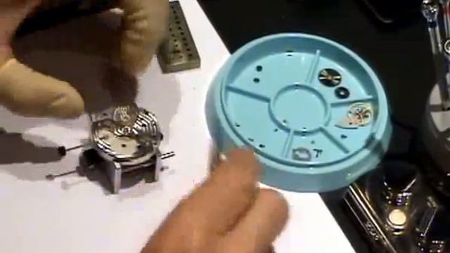 Bernhard H. Mayer 2012 watches .mp4 смотреть онлайн