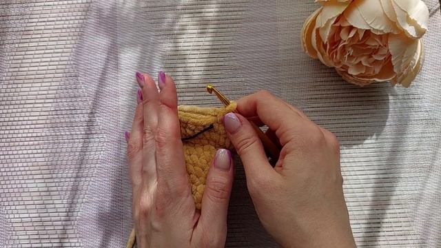 Вязаный крючком Мишка. Быстро и легко. Crochet bear. Quick and fast. смотреть онлайн
