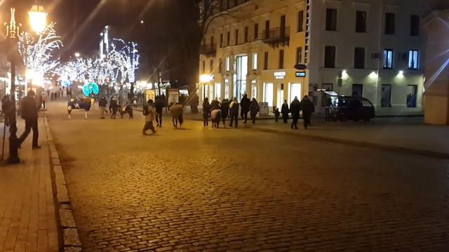 Красивая музыка на Дерибасовской,Одесса. смотреть онлайн