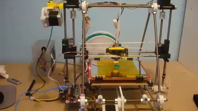 RepRap Prusa Mendel i2 TIEFighter смотреть онлайн