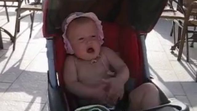 поющая девочка смотреть онлайн