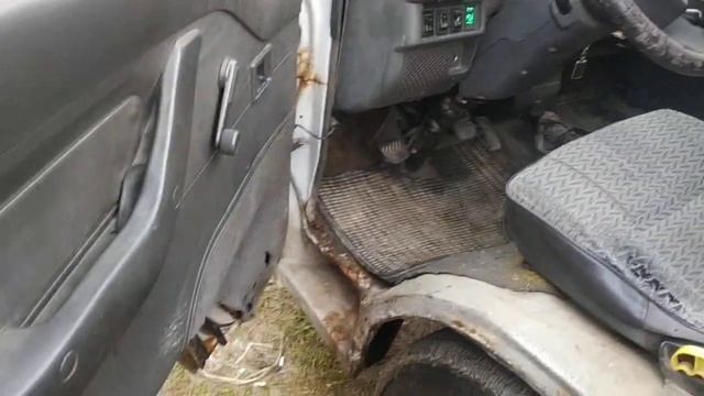 Mitsubishi L300