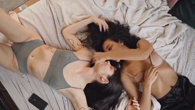 По тонкому льду: как слить новеллу в Клубе романтики. Обзор персонажей, любовных линий и сюжета.