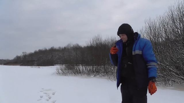 Забрались в самую глушь по навигатору. Рыбалка на жерлицы в диких местах в Беларуси. смотреть онлайн