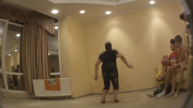Crazy home Trick | 2011 смотреть онлайн