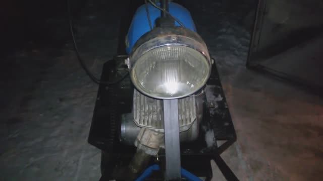 Снегоход своими руками 15 (заканчиваю собирать и выезжаю из гаража) смотреть онлайн