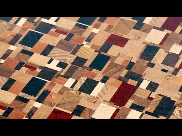 Торцевая разделочная доска с хаотичным рисунком №2
Chaotic pattern end grain cutting board #2 смотреть онлайн