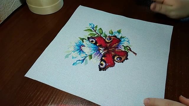 Готовая работа "Павлиний глаз" от Чудесной иглы. Продвижения по набору "Набережная" от Joy Sunday смотреть онлайн