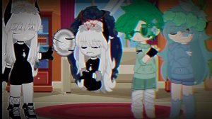 песня:"зеркало скажи мне кто прекраснее всех"